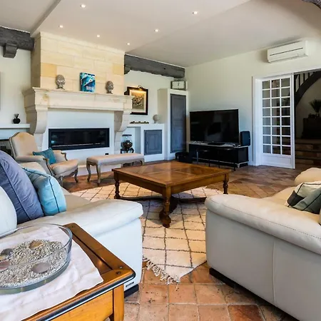 Вилла Beautiful Basque With Pool & Mountain Views In