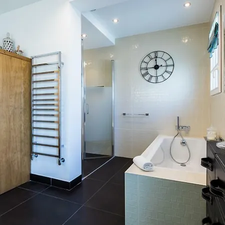 Beautiful Basque With Pool & Mountain Views In Вилла Аскен