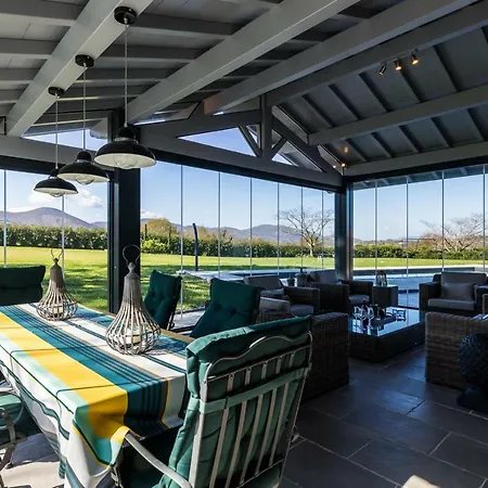 Beautiful Basque With Pool & Mountain Views In Вилла *